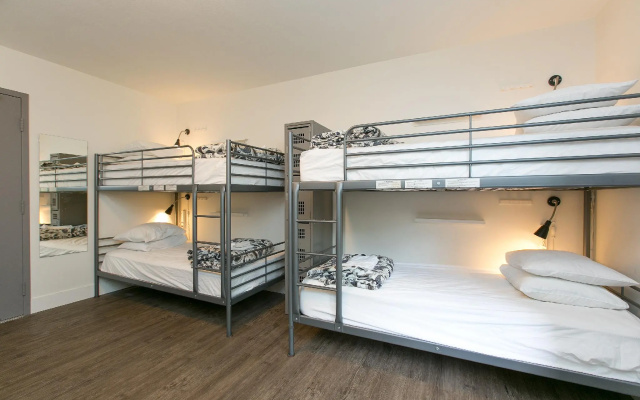 HI Kelowna Hostel