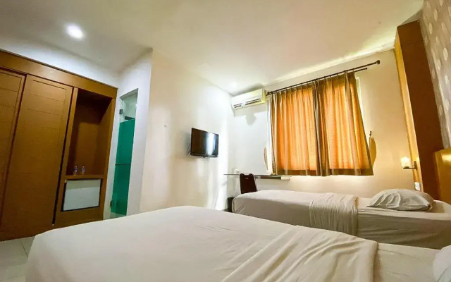 Cosmo Hotel
