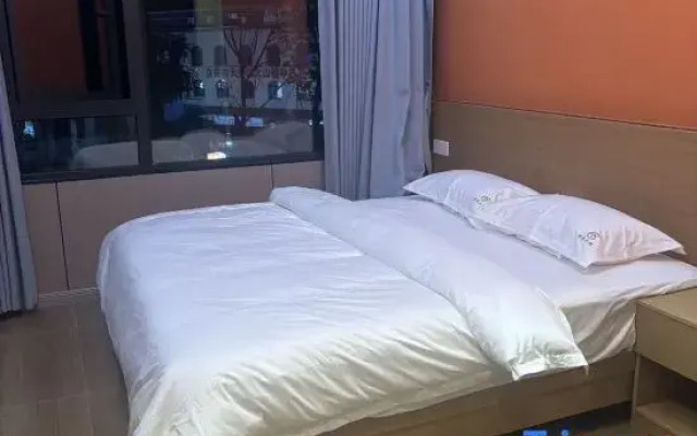Zigong Yang Family Quadrangle Inn Homestay