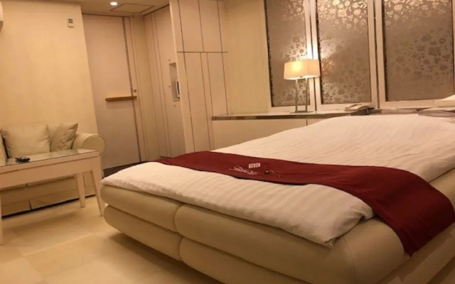 Hotel FULULA - Adults Only