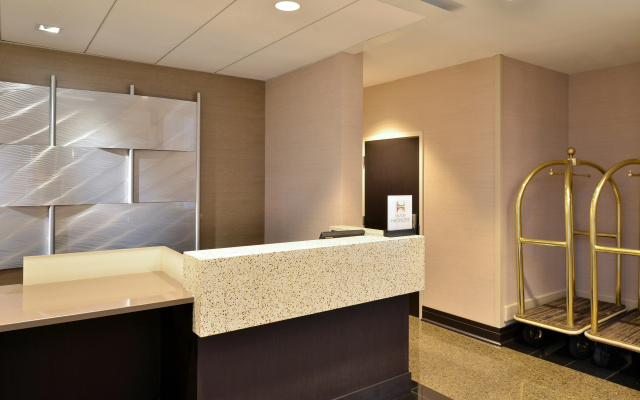 Hotel Belvoir Springfield