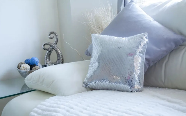 Brighton Getaways-Spacious Studio Apt