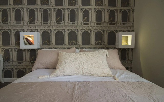 Domus Deorum Deluxe