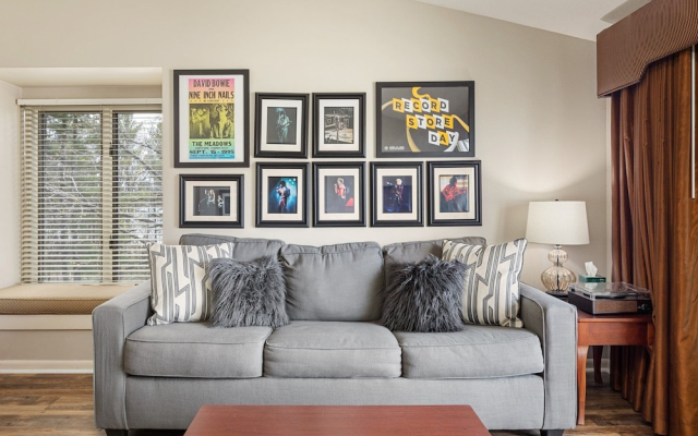Stunning Lake Views The Shores 5577
