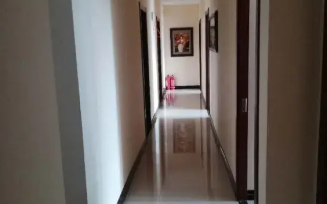 Xuefu E-sports Hotel (Jiamusi University)