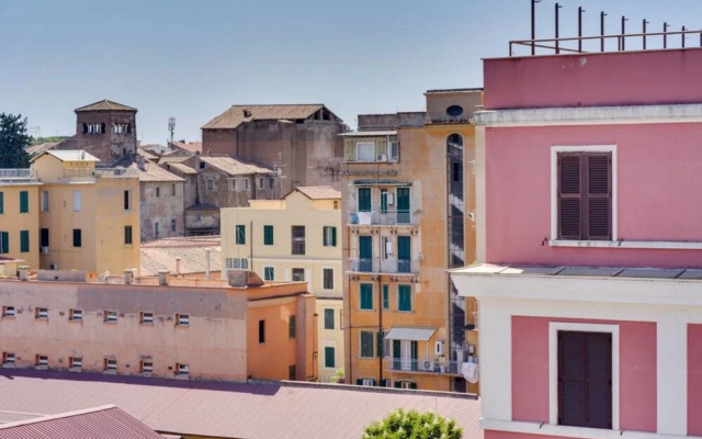 Luxurious 2bed 2bath Apartment Near the Colosseum!