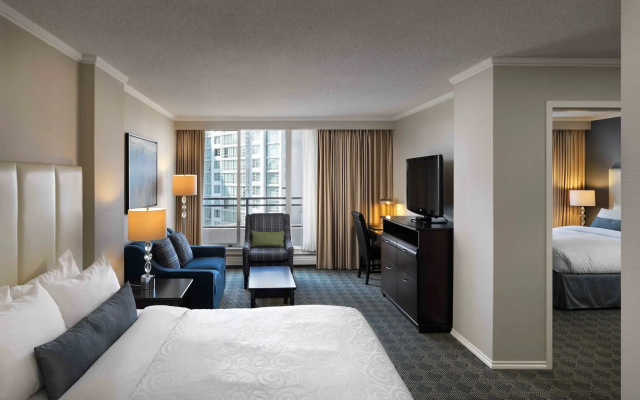 Chateau Victoria Hotel and Suites