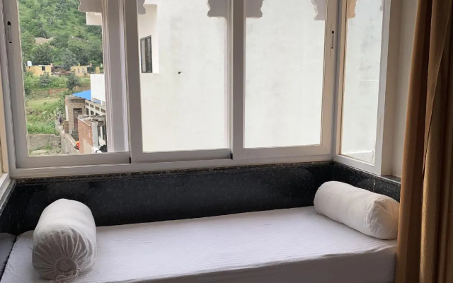 Krishna restaurants and resort