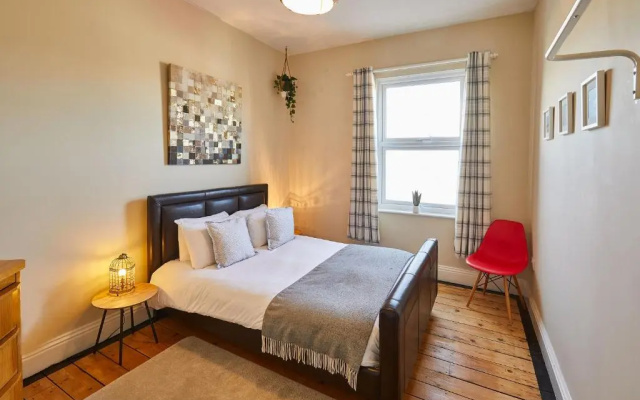 Host Stay High Street