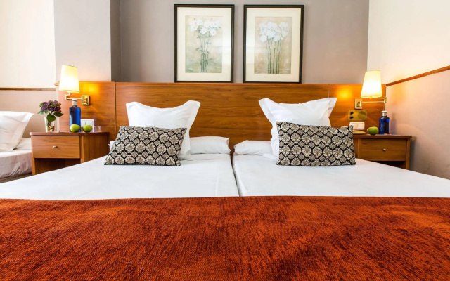 Отель Sercotel Hmo Martina