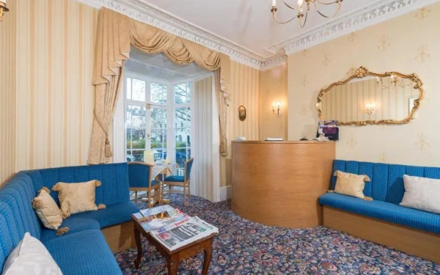 Georgian Lodge