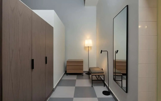 Palacio Provincial San Juan, Curio Collection by Hilton