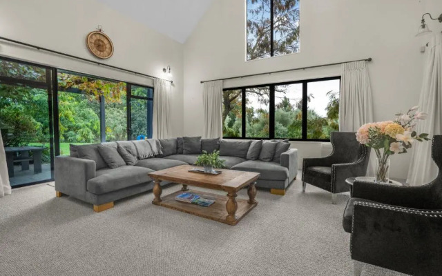 Olive Estate - Martinborough Holiday Home