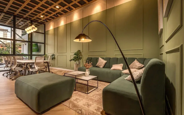 Houze Residences – By AVA Rentals.