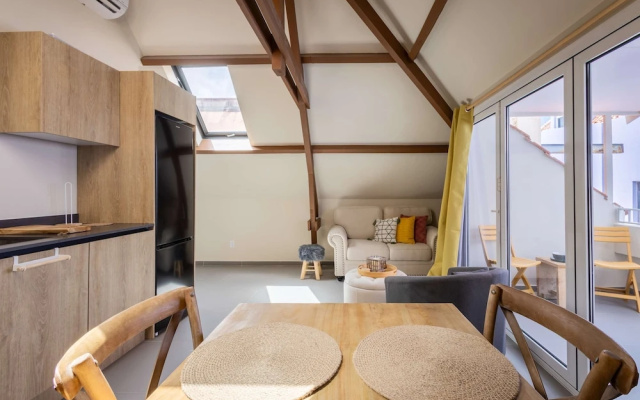 Bright Historic Loft in the Heart of Willemstad