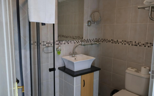 Airport Garden Boutique Hotel