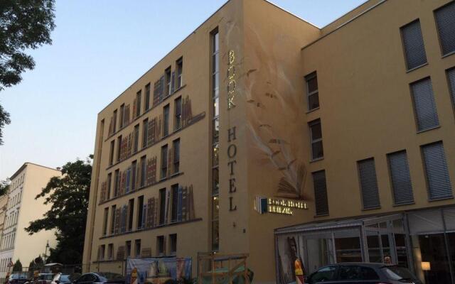 Отель Book Hotel Leipzig Германия, Лейпциг - отзывы, цены и фото номеров - забронировать отель Book Hotel Leipzig онлайн вид на фасад
