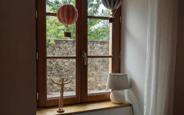 Gite Rue des Fleurs Puycelsi