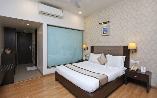Capital O 2827 Hotel Aditya