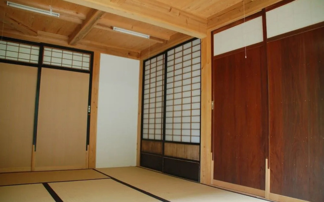 Guesthouse Mori No Eki