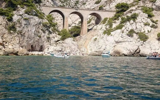 veritable cabanon de calanque