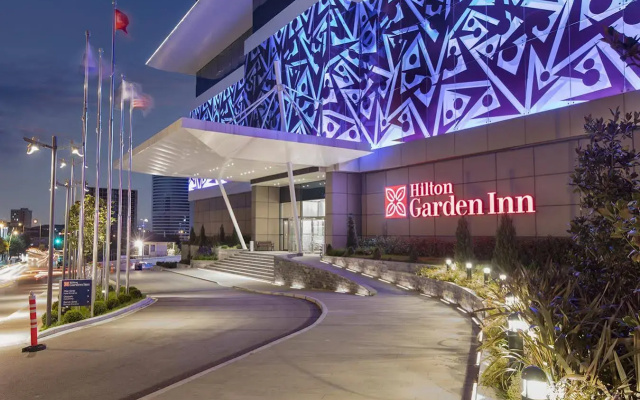 Doubletree by Hilton Istanbul Umraniye