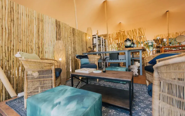 Kruger Untamed - Satara Plains Camp