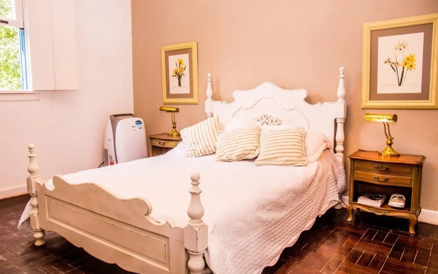 Estancias Duvivier Hotel