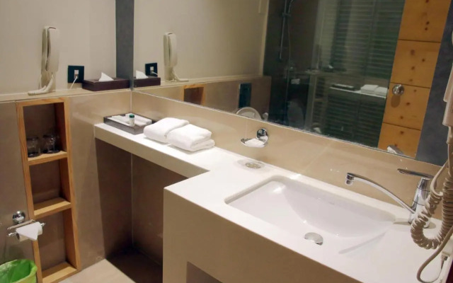 Udman Greater Noida By Ferns N Petals