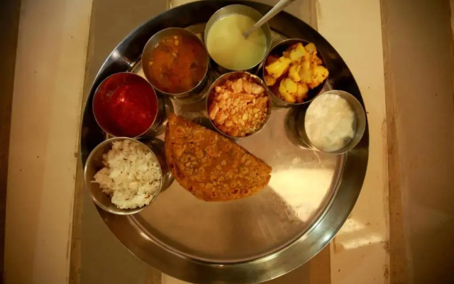 Amrut Bagh resort