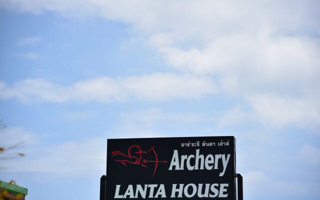 Отель Archery Lanta House Ланта вид на фасад
