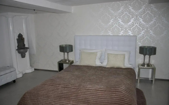 Elements Hotel