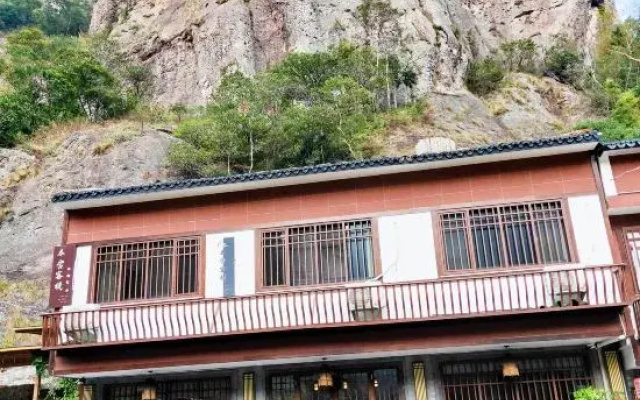 BenShe Inn