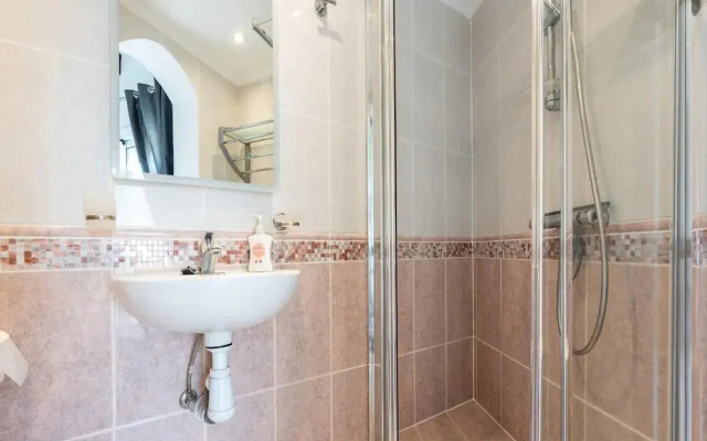 Lively Apartment in Mijas With Private Balcony