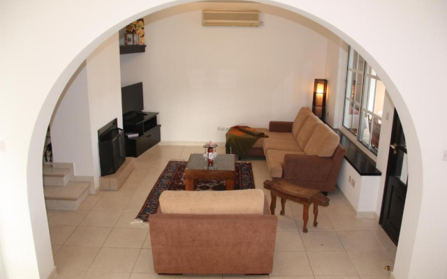 Villa Laonari