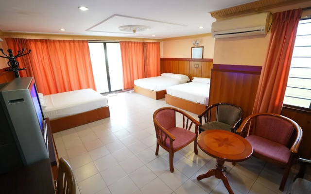 FullyWell Hotel