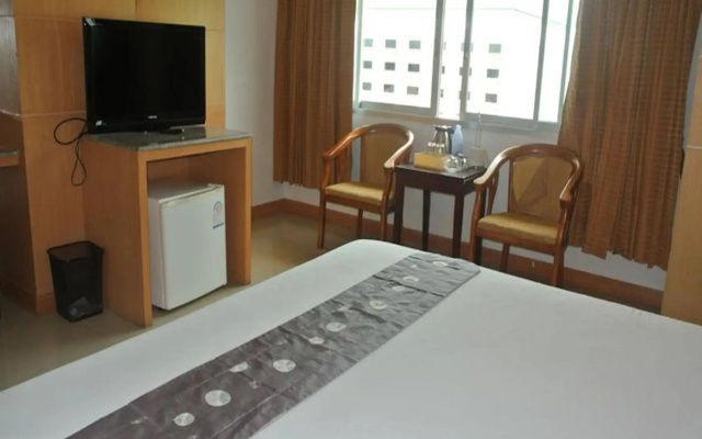 Satit Grand View Hotel