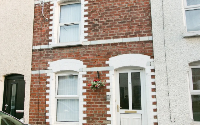 Queens Quarter Apartment Hugh Street