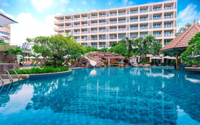 Отель Nova Platinum Hotel Таиланд, Паттайя - 1 отзыв об отеле, цены и фото номеров - забронировать отель Nova Platinum Hotel онлайн вид на фасад