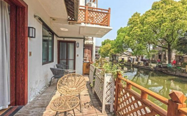Tongli Pushe Riverside River View Homestay