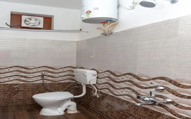 Hotel Shree Devi Srinivasa By OYO Rooms