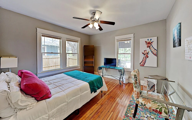 807ehs4x 2 Bedroom Home