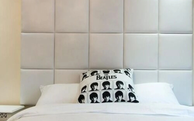 Penny Lane Hotel