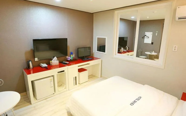 Goodstay Bandi Hotel