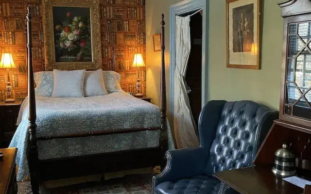 Inn at 605