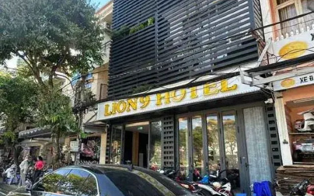 Lion 9 Hotel