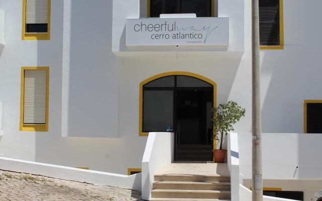 Отель Cheerfulway Cerro Atlântico Apartamentos вид на фасад