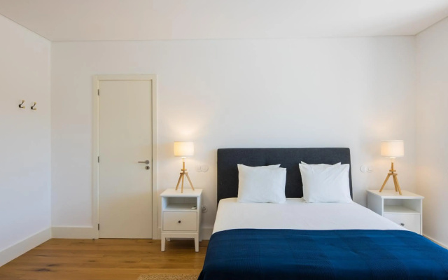 Linden Tree House A and B