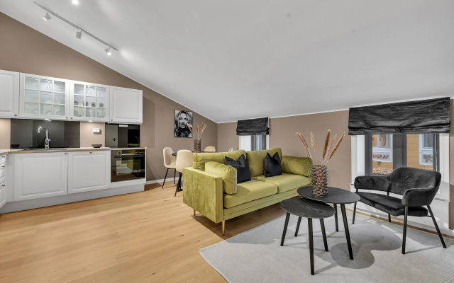 70 Degrees North Apartment