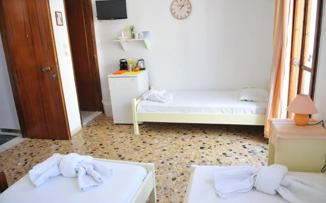 Pension Paros Anna Spanou